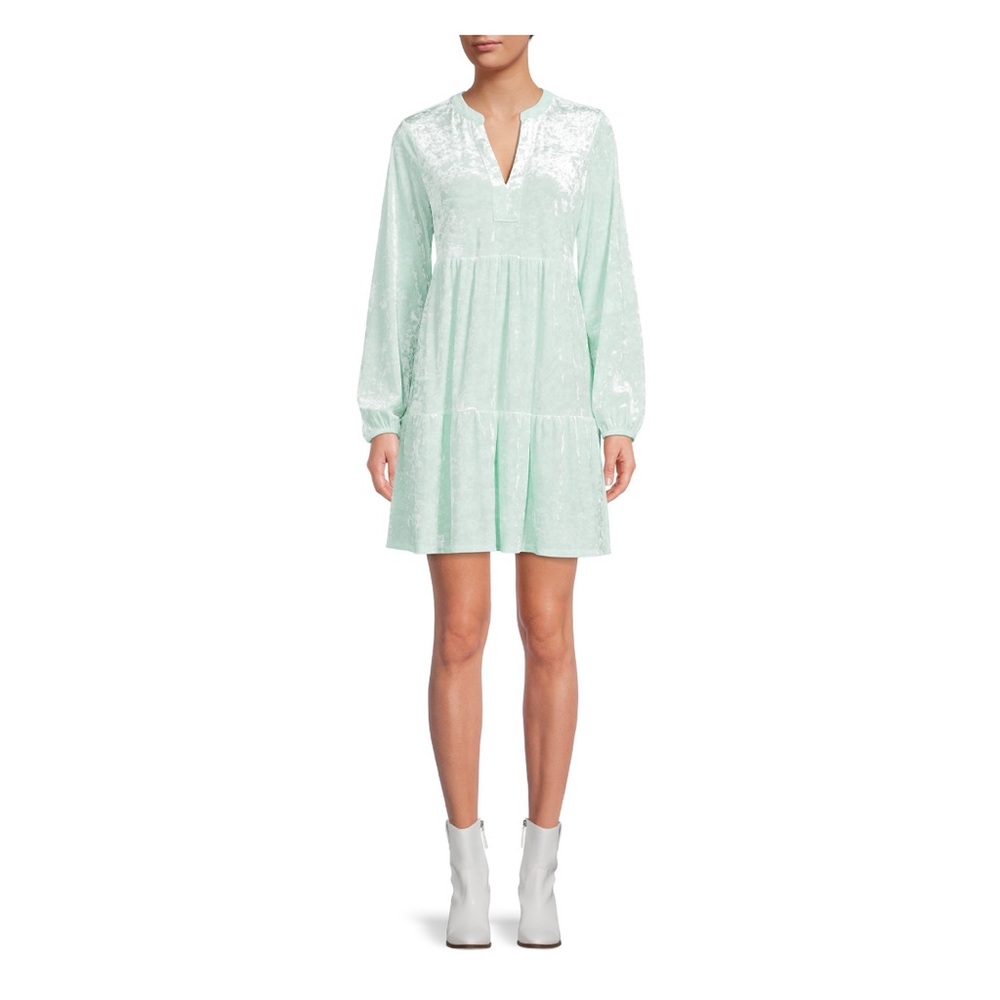 NWT The Get Women’s Velvet Tiered Dress